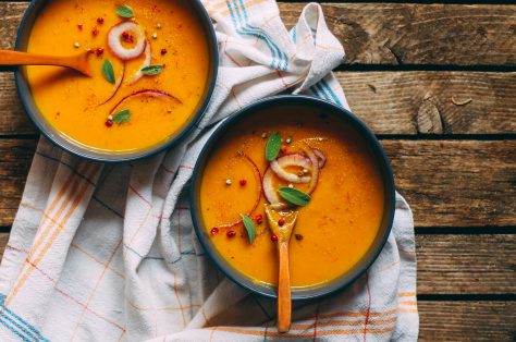 Foodiesfeed com vegan pumpkin soup with onions